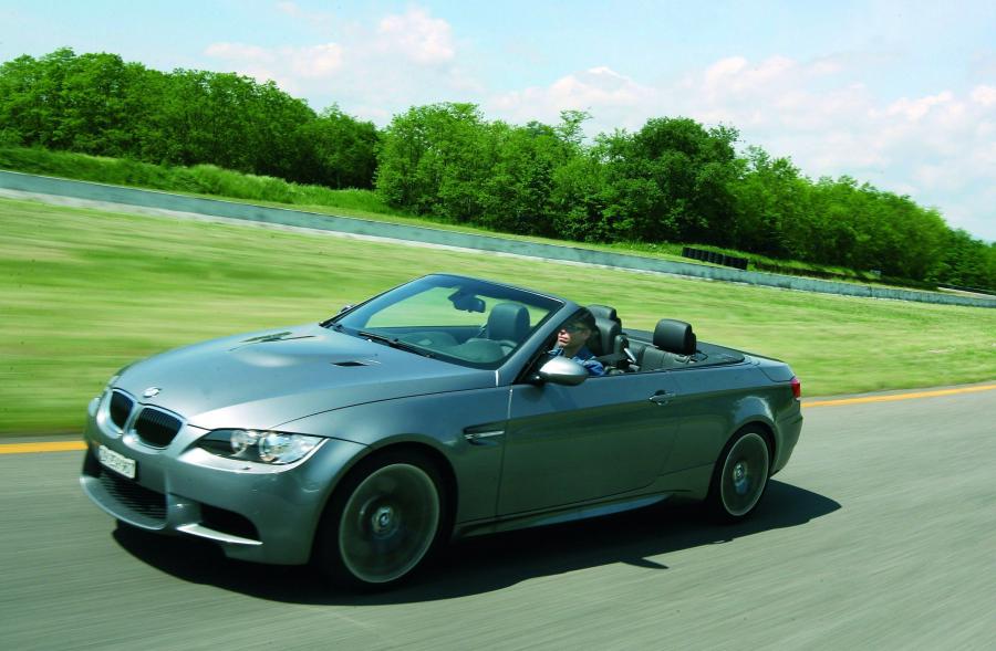  BMW M3 Convertible 2009 года  (фото 4 из 59)